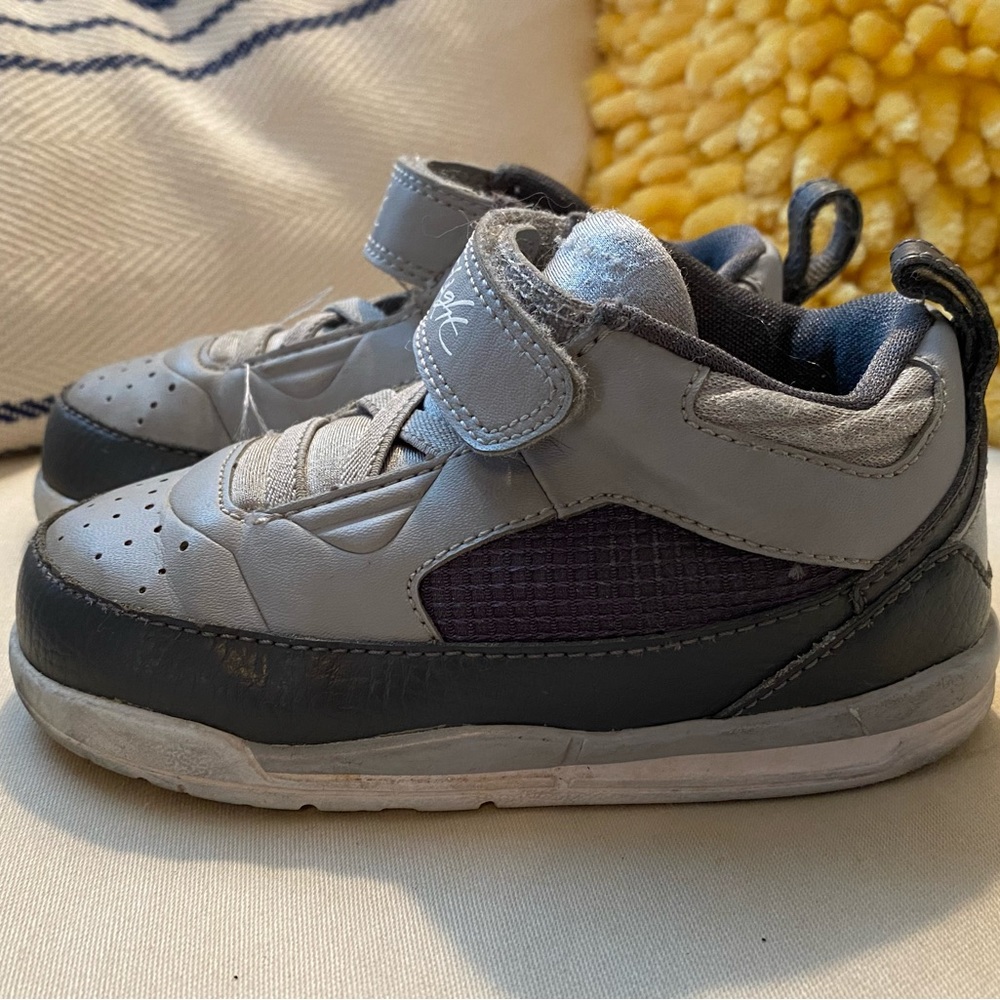 Jordan Shoes Toddler size 8